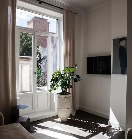 Ostinato Отель Остенде