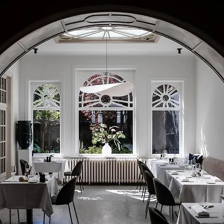 Отель Ostinato *